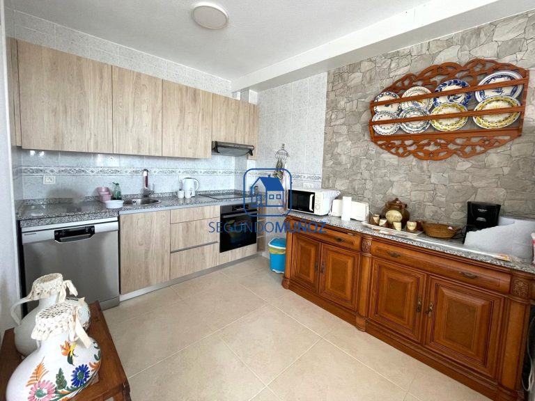 Apartamento en Bolnuevo con Vistas al Mar