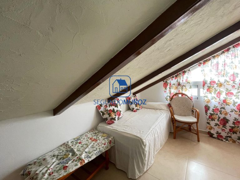 Apartamento en Bolnuevo con Vistas al Mar