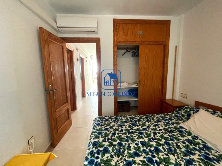 Apartamento en Bolnuevo con Vistas al Mar