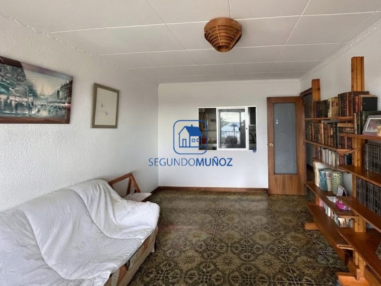 Piso en Primera Línea del Mar en el Rihuete