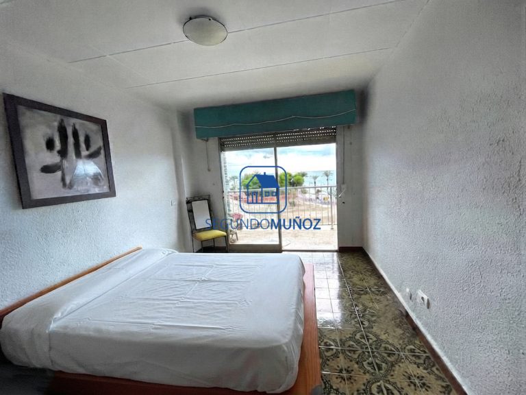 Piso en Primera Línea del Mar en el Rihuete