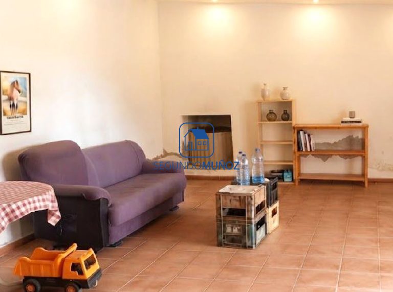 Parcela 10 mil m2 – zona Casa Colorada.